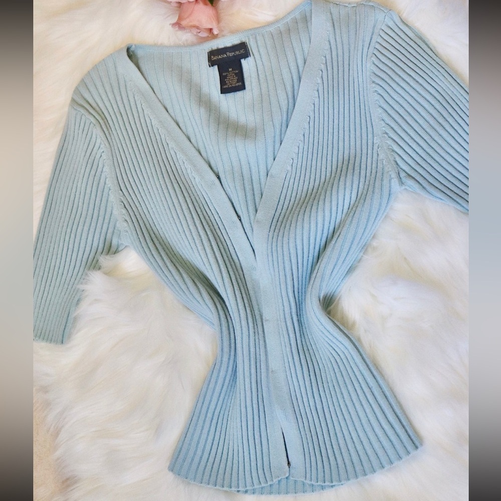 Vintage Banana Republic hook and eye closure cardigan s/m